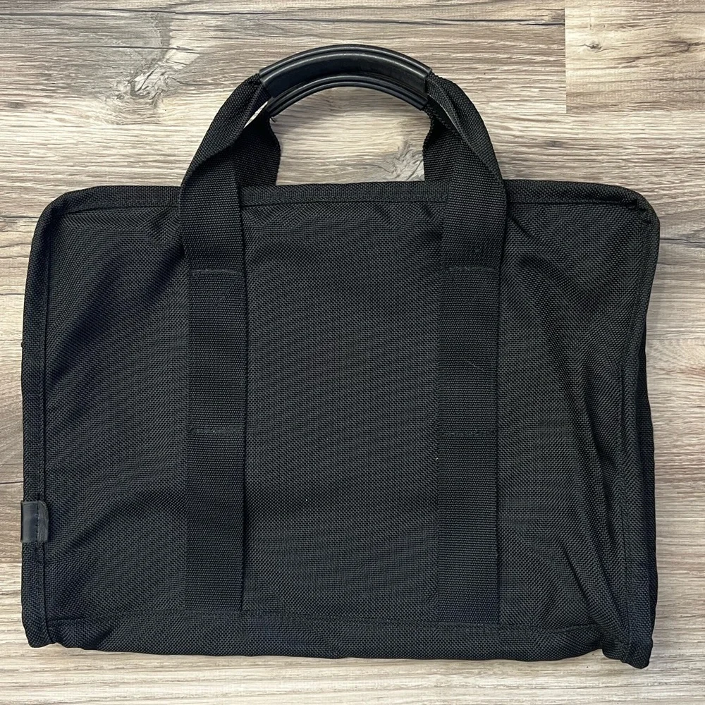 Tumi vintage slim